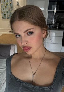 Фото проститутки Ангелина №2 в городе Алдан